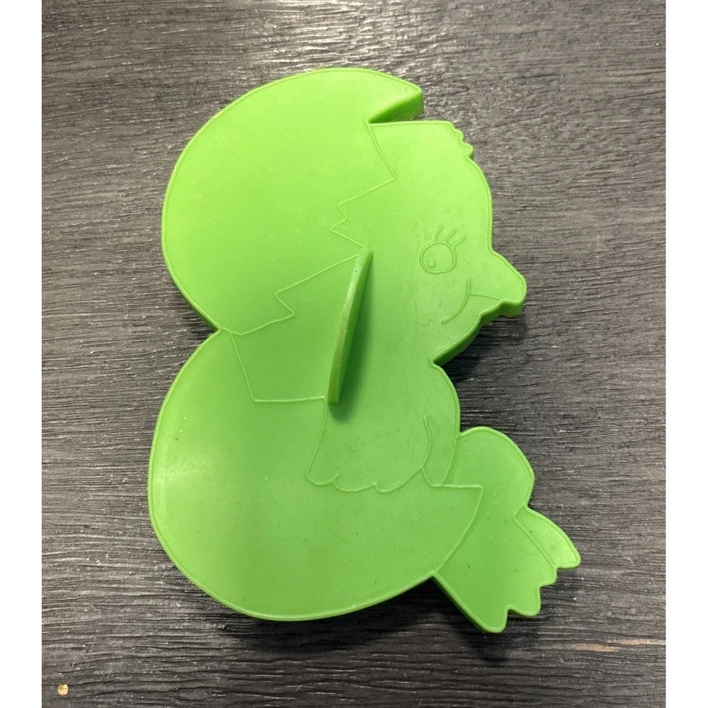Lot‎ of 6 Vtg 1978 Wilton EASTER Cookie Cutters Plastic Chick Bunny Lamb Basket